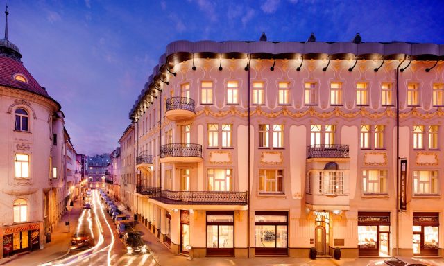 Tulip House Boutique Hotel *****